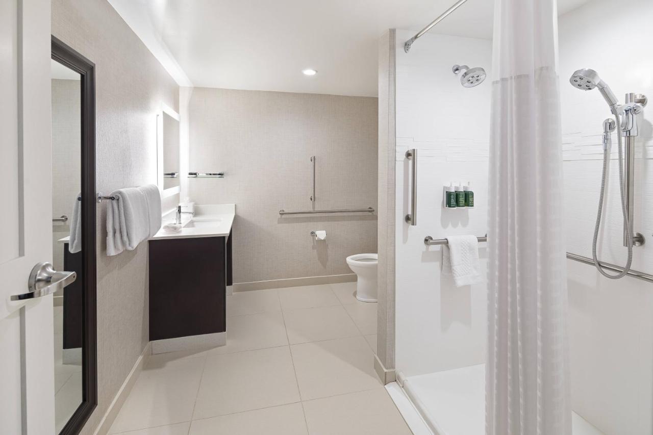 Residence Inn By Marriott Greenville Downtown Εξωτερικό φωτογραφία