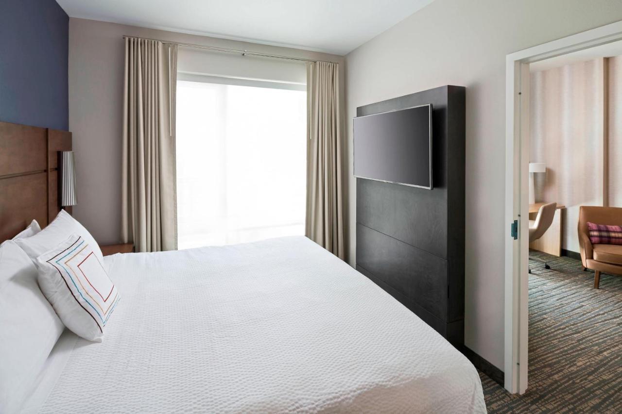 Residence Inn By Marriott Greenville Downtown Εξωτερικό φωτογραφία