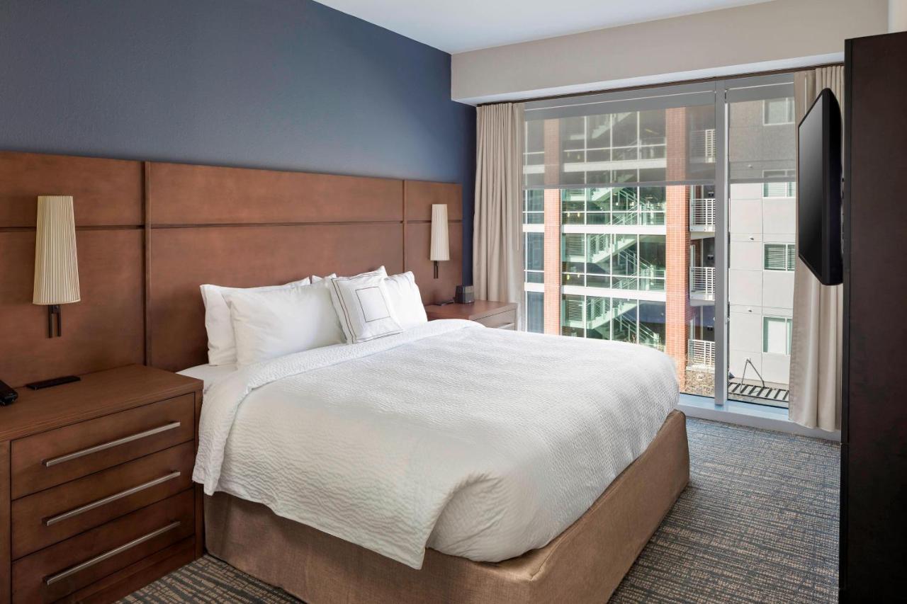 Residence Inn By Marriott Greenville Downtown Εξωτερικό φωτογραφία