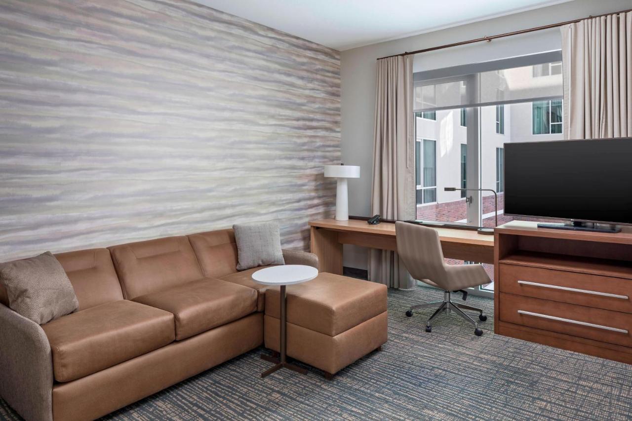 Residence Inn By Marriott Greenville Downtown Εξωτερικό φωτογραφία