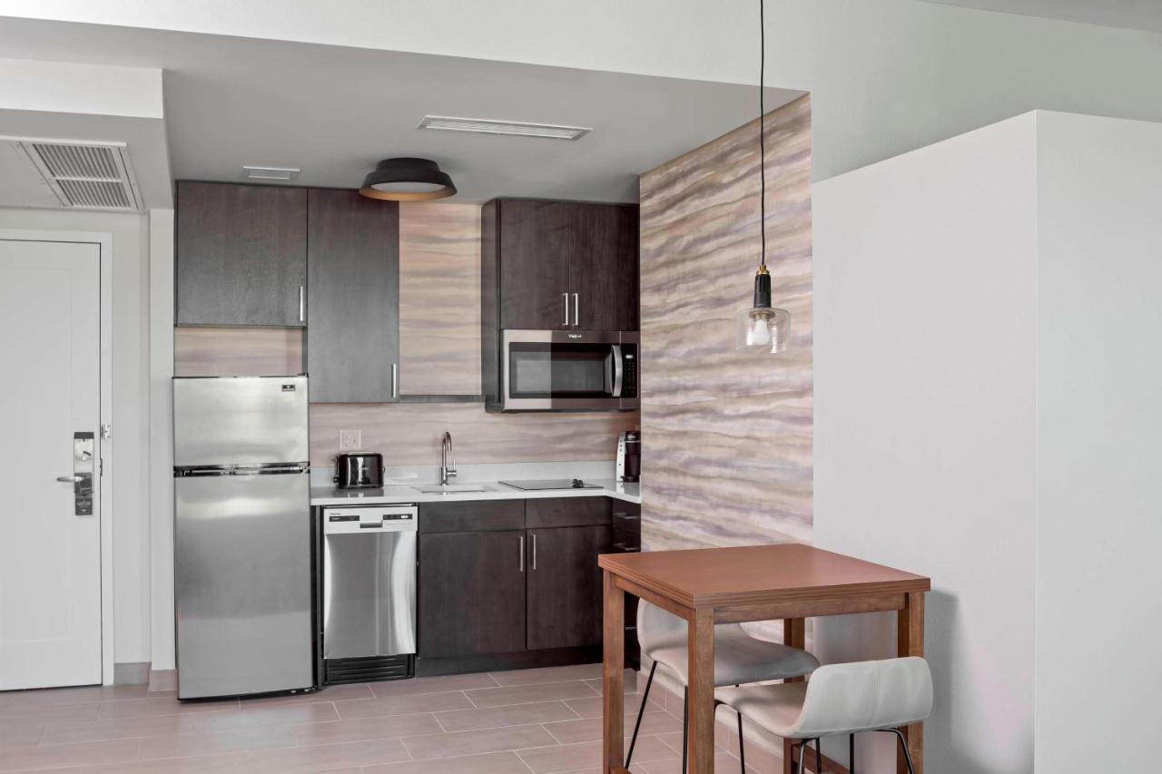 Residence Inn By Marriott Greenville Downtown Εξωτερικό φωτογραφία