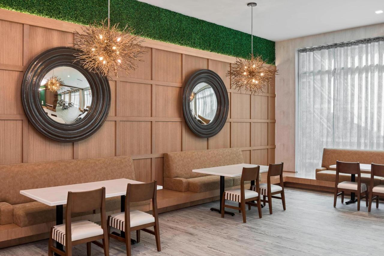 Residence Inn By Marriott Greenville Downtown Εξωτερικό φωτογραφία